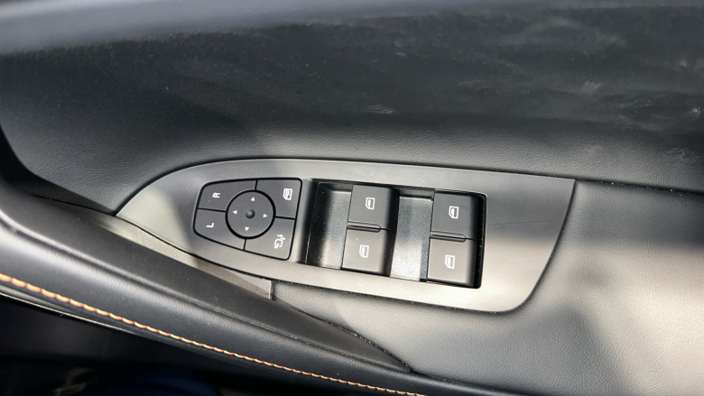 MG HS 1.5 T-GDI PHEV Trophy 5dr Auto Hatchback